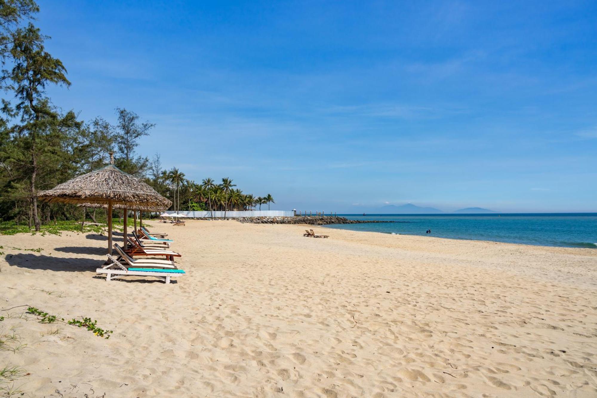 Hoi An Ocean Front Hotel エクステリア 写真