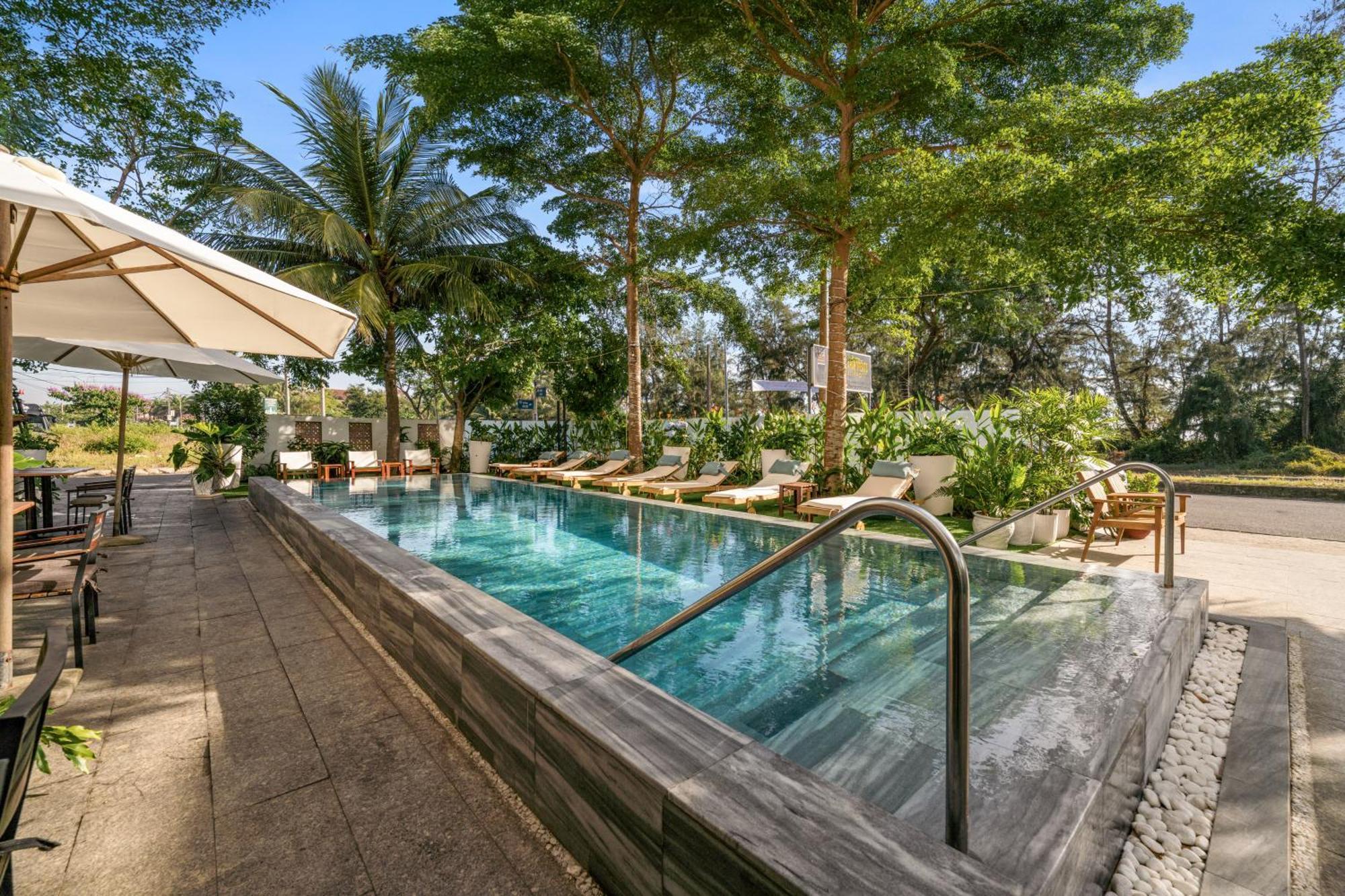 Hoi An Ocean Front Hotel エクステリア 写真